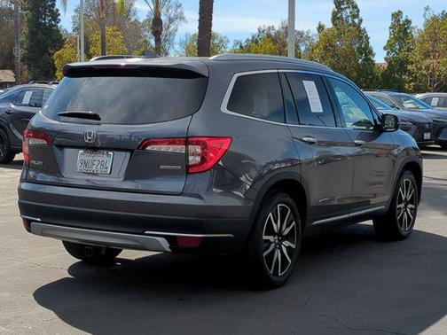2020 Honda Pilot Touring 8-Passenger
