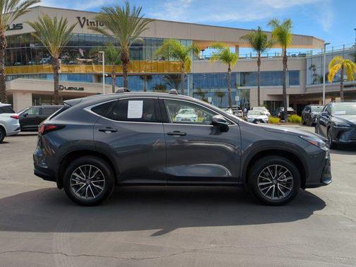 2025 Lexus NX 350h Premium