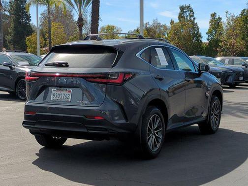 2025 Lexus NX 350h Premium