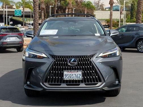 2025 Lexus NX 350h Premium