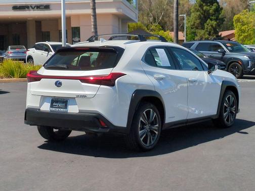 Eminent White Pearl 2019 Lexus UX 250h Base