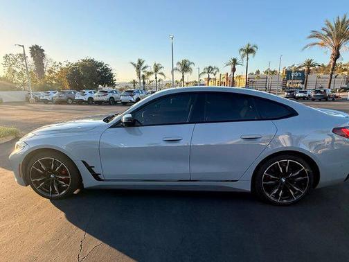 Brooklyn Grey Metallic 2022 BMW M440 i xDrive