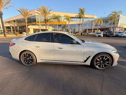 Brooklyn Grey Metallic 2022 BMW M440 i xDrive