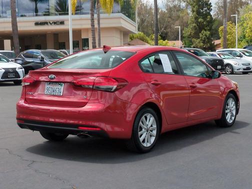 Currant Red 2017 Kia Forte S
