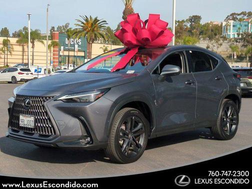 2025 Lexus NX 450h+ Luxury