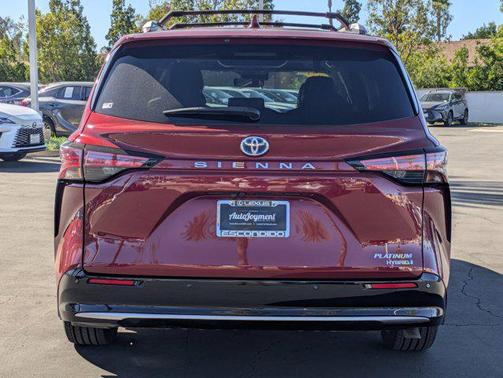2021 Toyota Sienna Platinum
