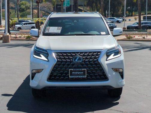Eminent White Pearl 2023 Lexus GX 460 Premium