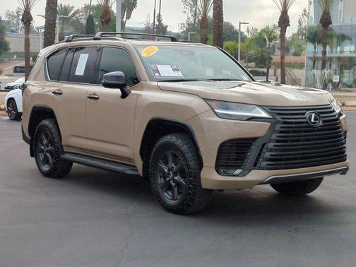 2025 Lexus LX 700h Overtrail