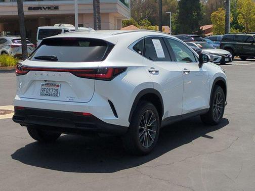 Eminent White Pearl 2023 Lexus NX 350 Premium