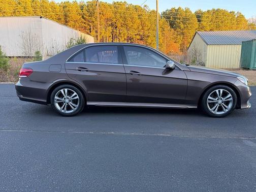 2016 Mercedes-Benz E-Class E 350 4MATIC AWD 4dr Sedan