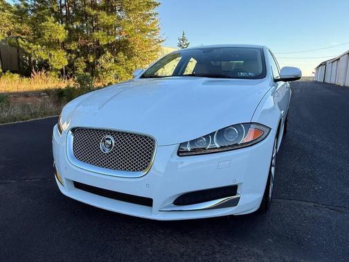 2012 Jaguar XF R