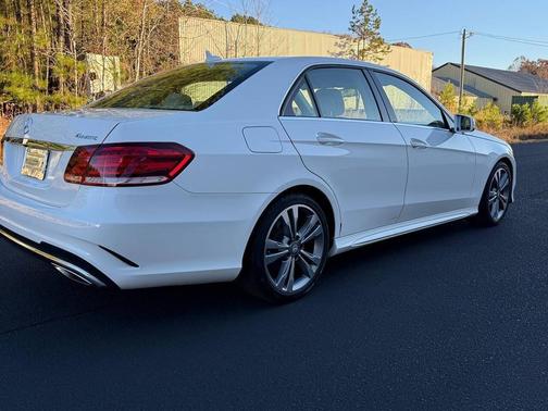 2015 Mercedes-Benz E-Class E 350 4MATIC AWD 4dr Sedan