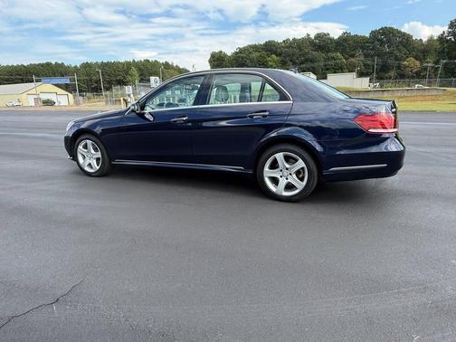 2015 Mercedes-Benz E-Class 4MATIC