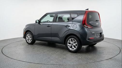 Gravity Gray 2025 Kia Soul LX