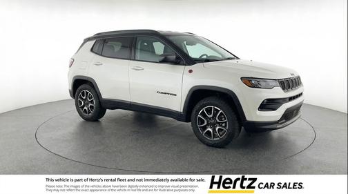 Bright White Clearcoat 2025 Jeep Compass Trailhawk