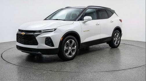 Summit White 2025 Chevrolet Blazer 2LT