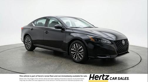 Super Black 2025 Nissan Altima SV FWD