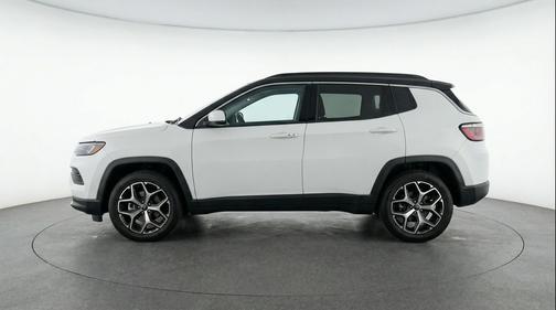 Bright White Clearcoat 2025 Jeep Compass Limited