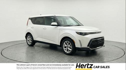 Snow White Pearl 2025 Kia Soul LX