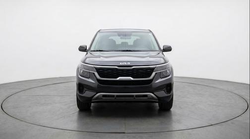 Gravity Gray 2025 Kia Seltos S
