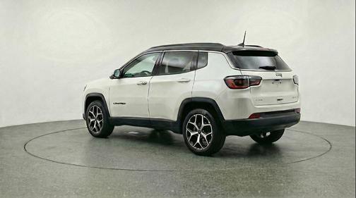 Bright White Clearcoat 2025 Jeep Compass Limited