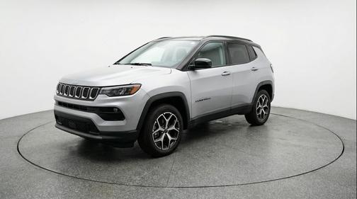 Silver Zynith Metallic Clearcoat 2025 Jeep Compass Limited