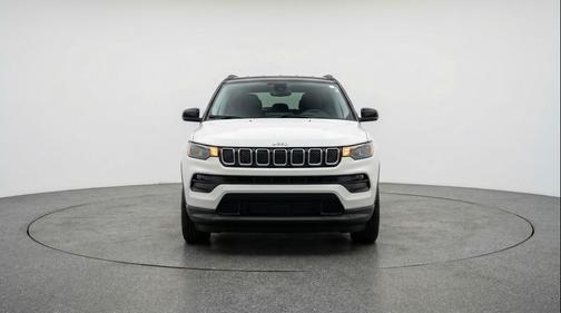Bright White Clearcoat 2025 Jeep Compass Limited