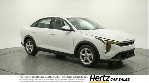 Snow White Pearl 2025 Kia K4 LXS