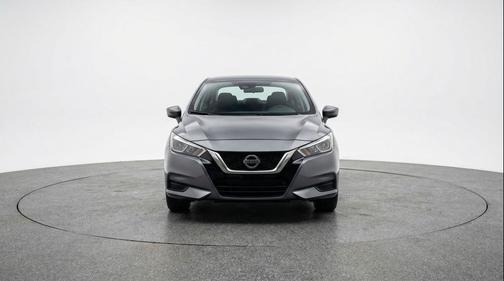 Gun Metallic 2025 Nissan Versa 1.6 SV