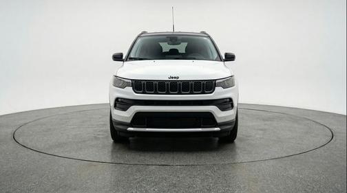 Bright White Clearcoat 2025 Jeep Compass Limited