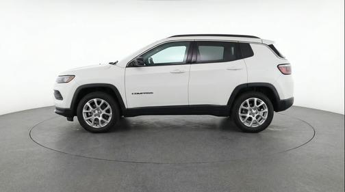 Bright White Clearcoat 2025 Jeep Compass Limited