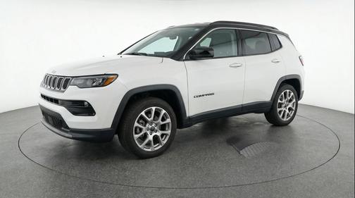 Bright White Clearcoat 2025 Jeep Compass Limited