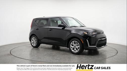 Fusion Black 2025 Kia Soul LX