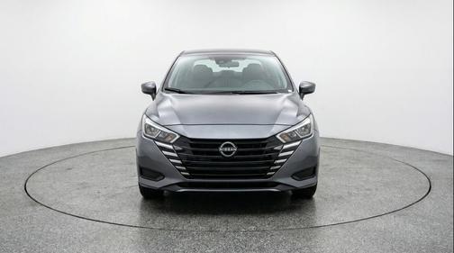 Gun Metallic 2025 Nissan Versa 1.6 SV