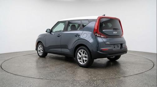 Gravity Gray 2025 Kia Soul LX
