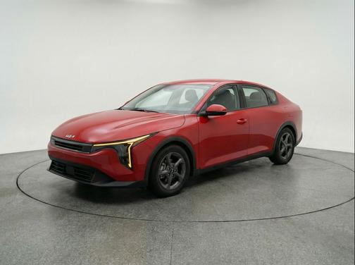 Currant Red 2025 Kia K4 LXS