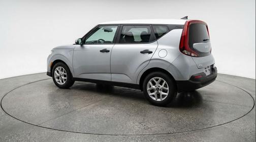Steel Gray 2025 Kia Soul LX