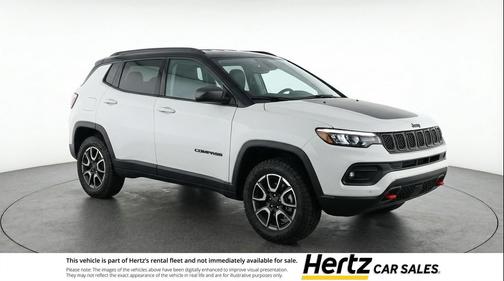 Bright White Clearcoat 2025 Jeep Compass Trailhawk