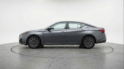 Gun Metallic 2025 Nissan Altima SV FWD