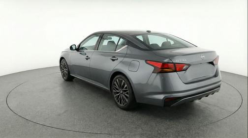 Gun Metallic 2025 Nissan Altima SV FWD