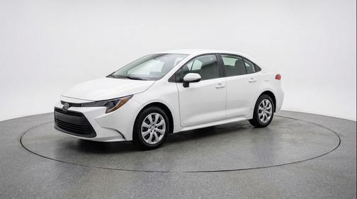 Ice Cap 2025 Toyota Corolla LE