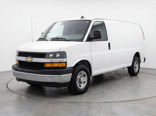 Summit White 2024 Chevrolet Express 3500 RWD 3500 Extended Wheelbase LT