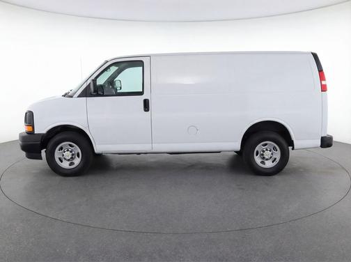 Summit White 2024 Chevrolet Express 3500 RWD 3500 Extended Wheelbase LT