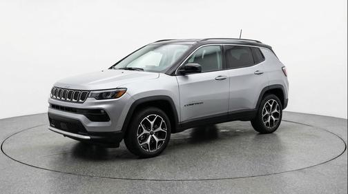 Silver Zynith Metallic Clearcoat 2025 Jeep Compass Limited