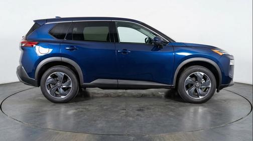 Deep Ocean Blue Pearl 2025 Nissan Rogue SV