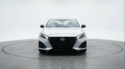 Brilliant Silver Metallic 2025 Nissan Altima SV FWD