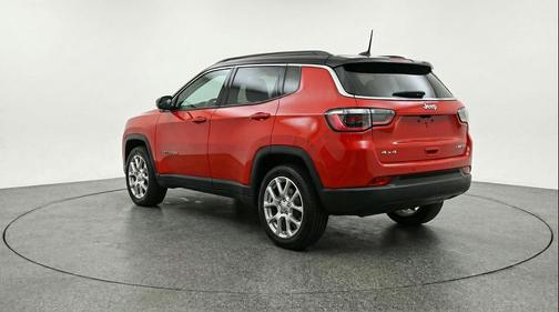 Red Hot Pearlcoat 2025 Jeep Compass Limited
