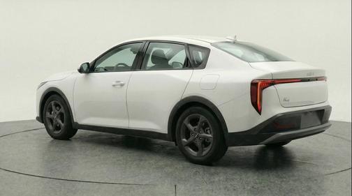 Snow White Pearl 2025 Kia K4 LXS