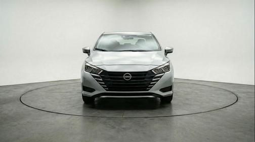 Brilliant Silver Metallic 2025 Nissan Versa 1.6 SV