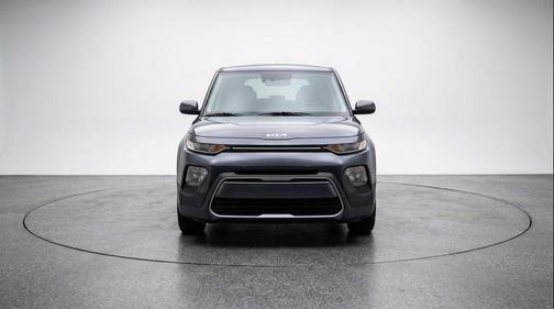 Gravity Gray 2025 Kia Soul LX
